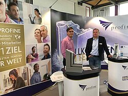 Stand Firma Profine auf der Firmenkontaktmesse