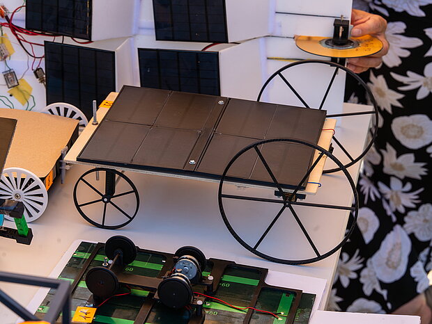 Einer der tollen Solarrenner bei der Lautrer Solar Power Competition Einer der tollen Solarrenner bei der Lautrer Solar Power Competition